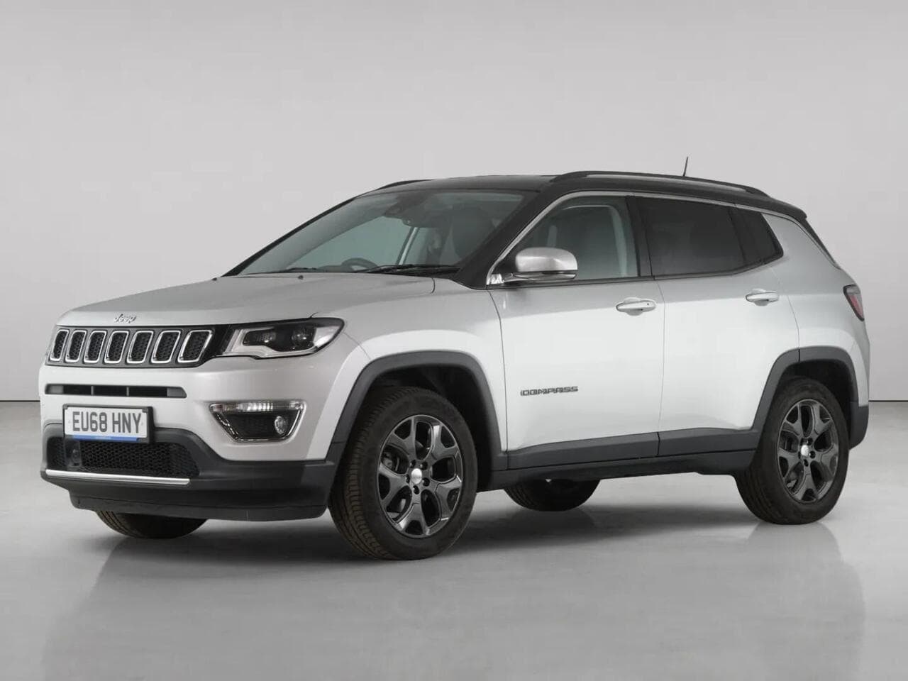 Jeep Compass thumbnail Front Left