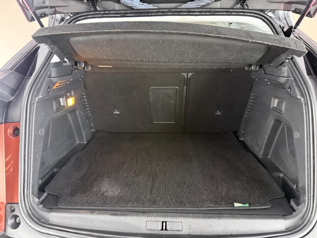 Peugeot 3008 thumbnail Boot