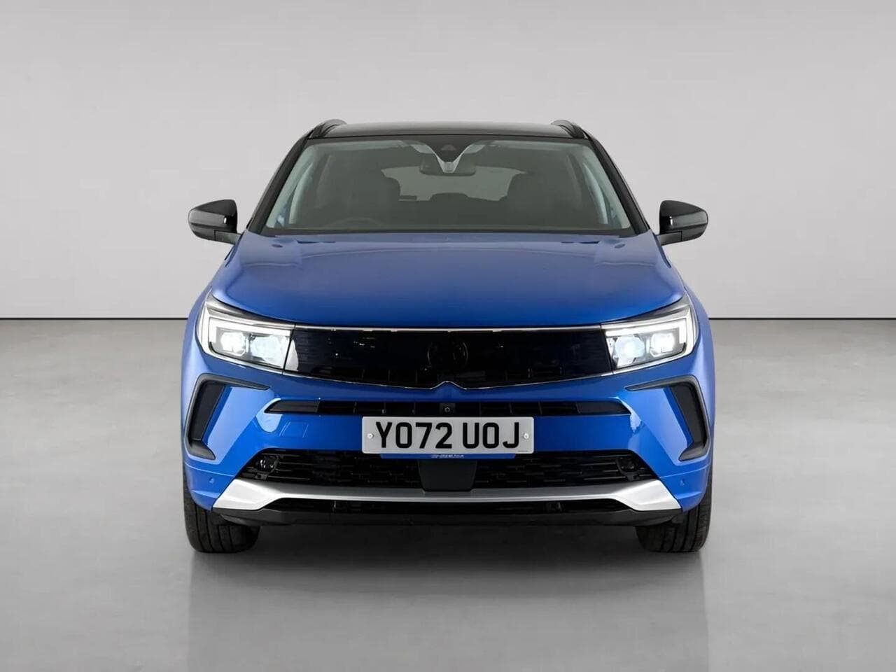 Vauxhall Grandland thumbnail Front