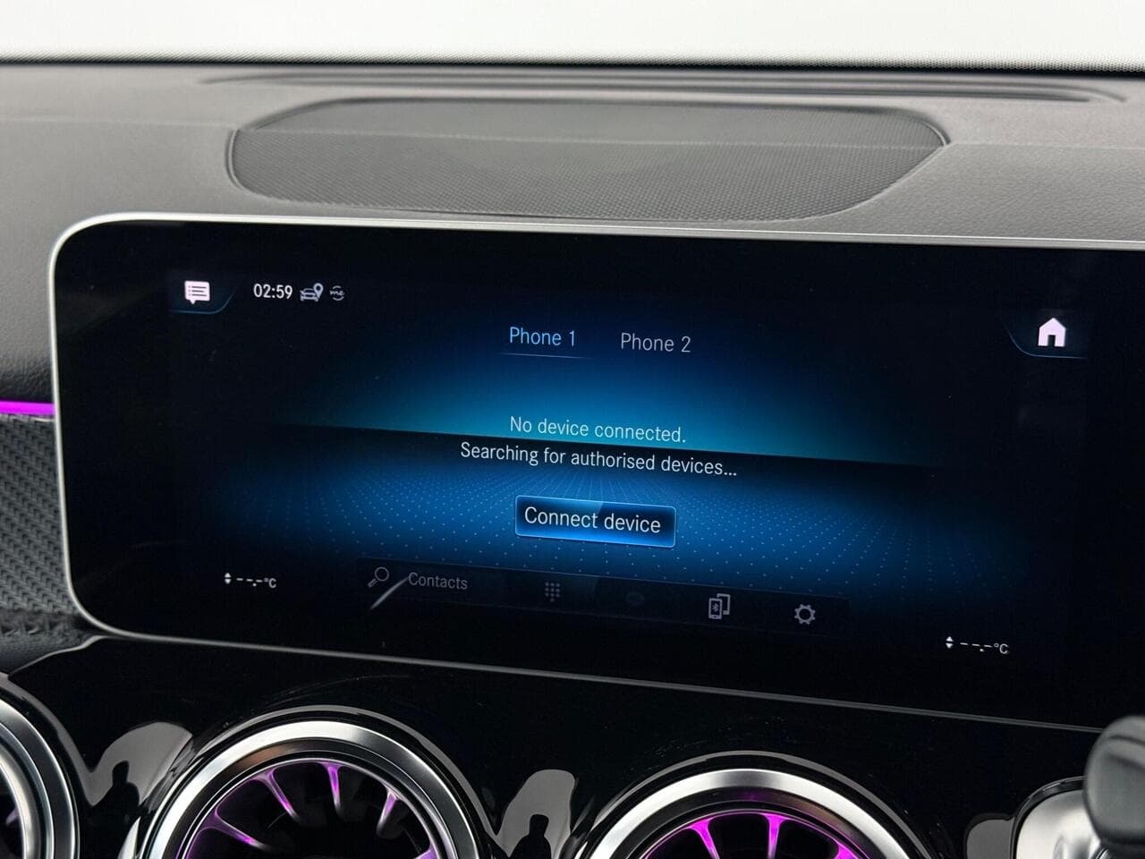 Mercedes-Benz GLB thumbnail Infotainment System