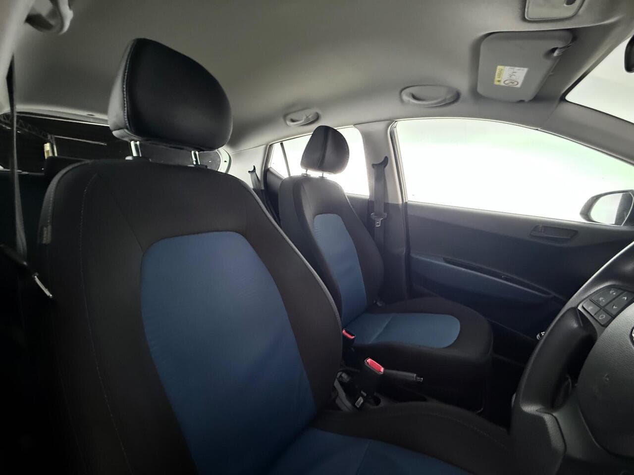 Hyundai i10 thumbnail Seats Rear