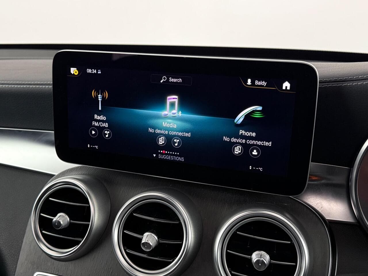 Mercedes-Benz GLC thumbnail Infotainment System