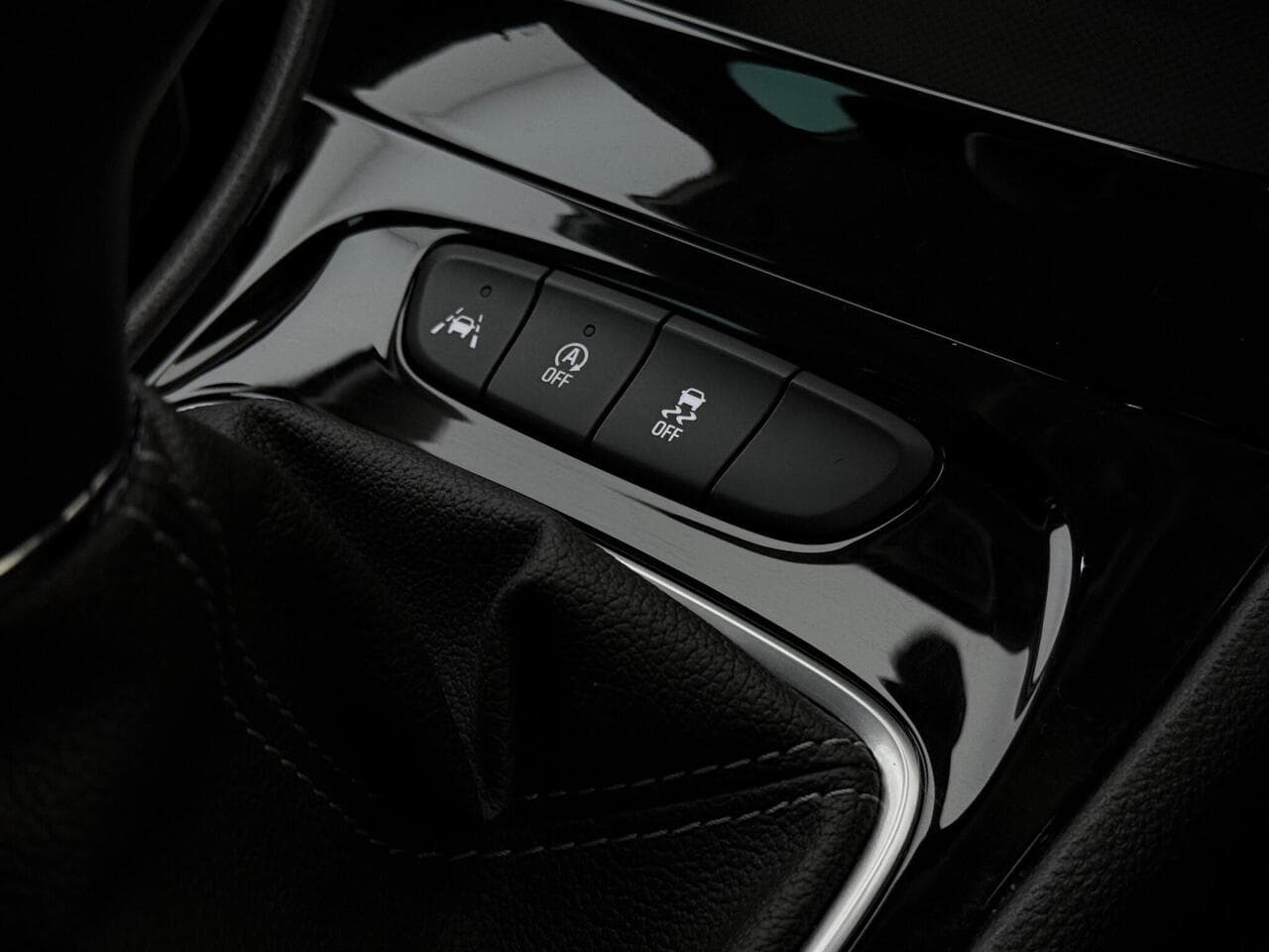 Vauxhall Astra thumbnail Misc Controls
