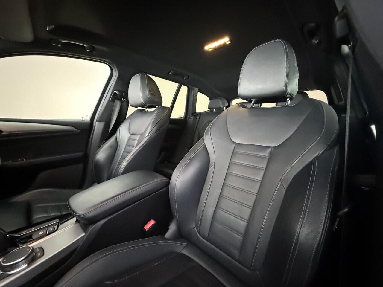 BMW X3 thumbnail Seat Front Passenger