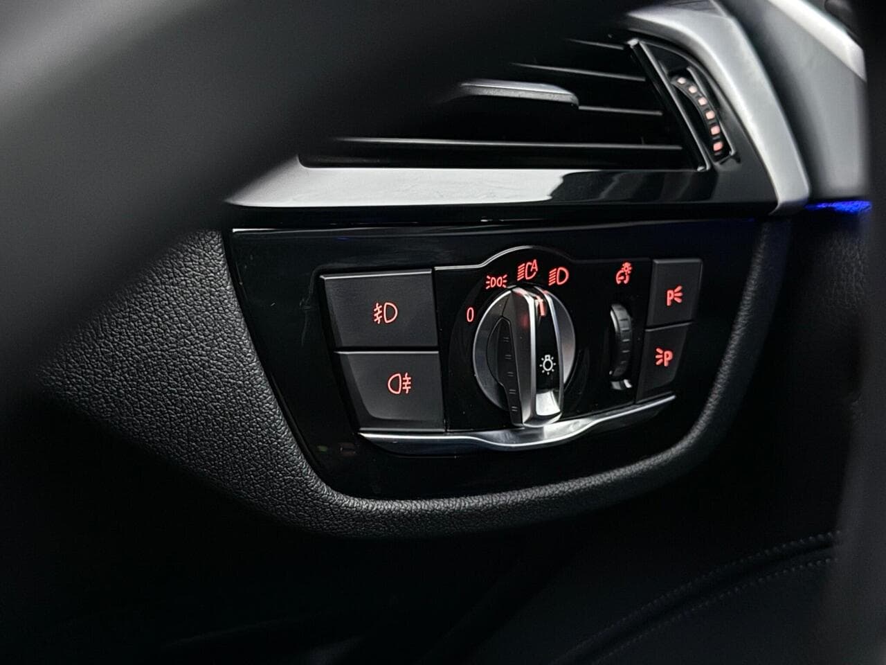 BMW 5 Series thumbnail Misc Controls