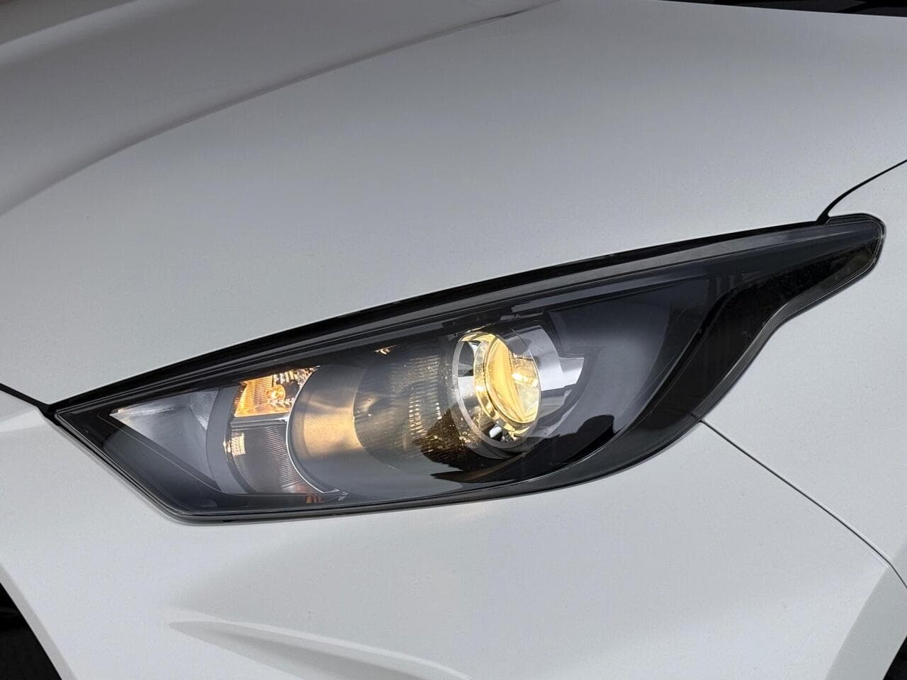 Toyota Yaris thumbnail Inconclusive