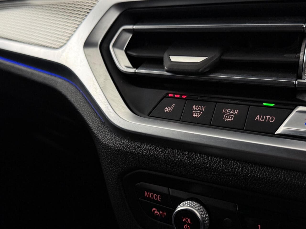BMW 3 Series thumbnail Misc Controls