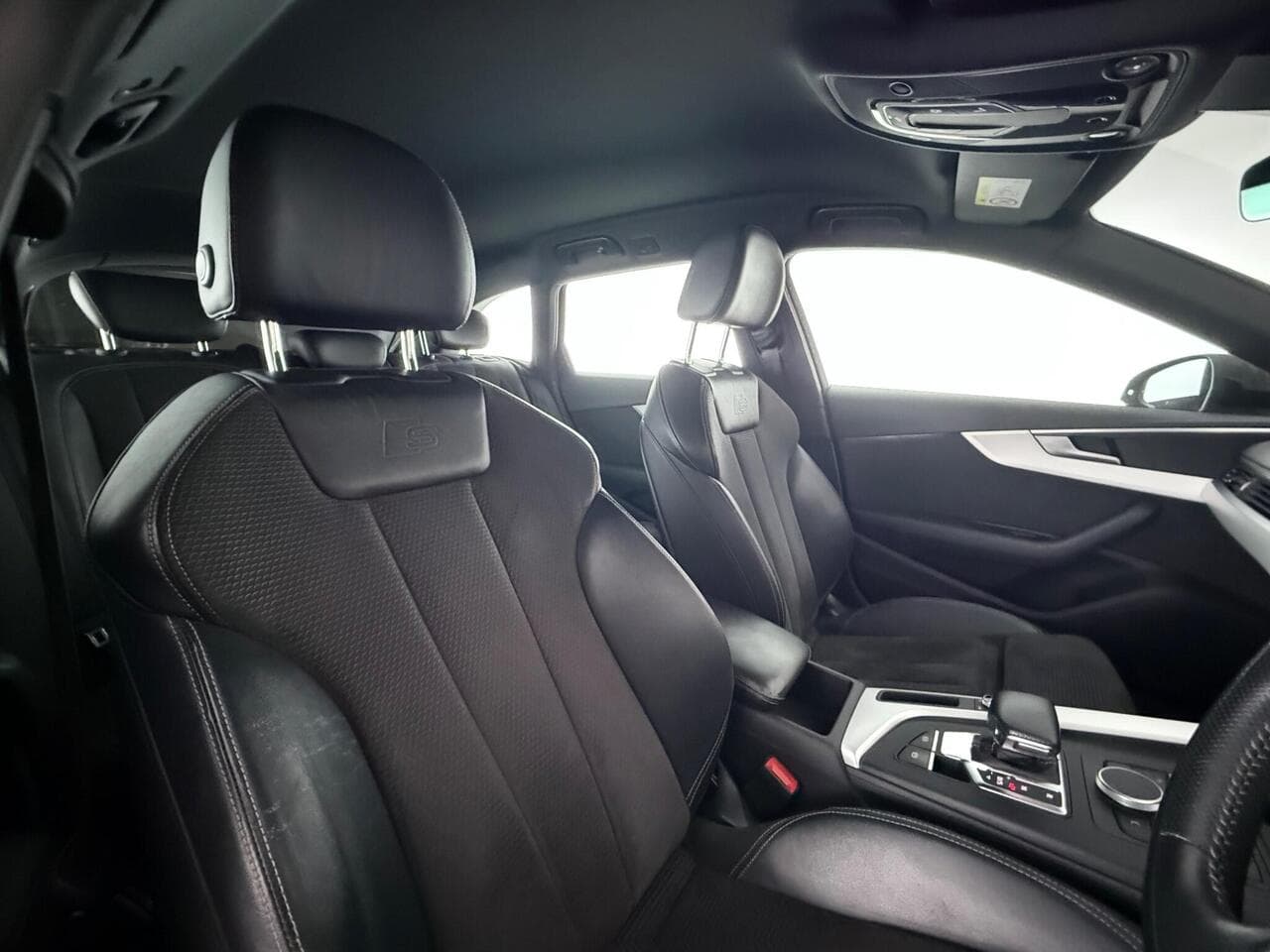 Audi A4 Avant thumbnail Seat Driver