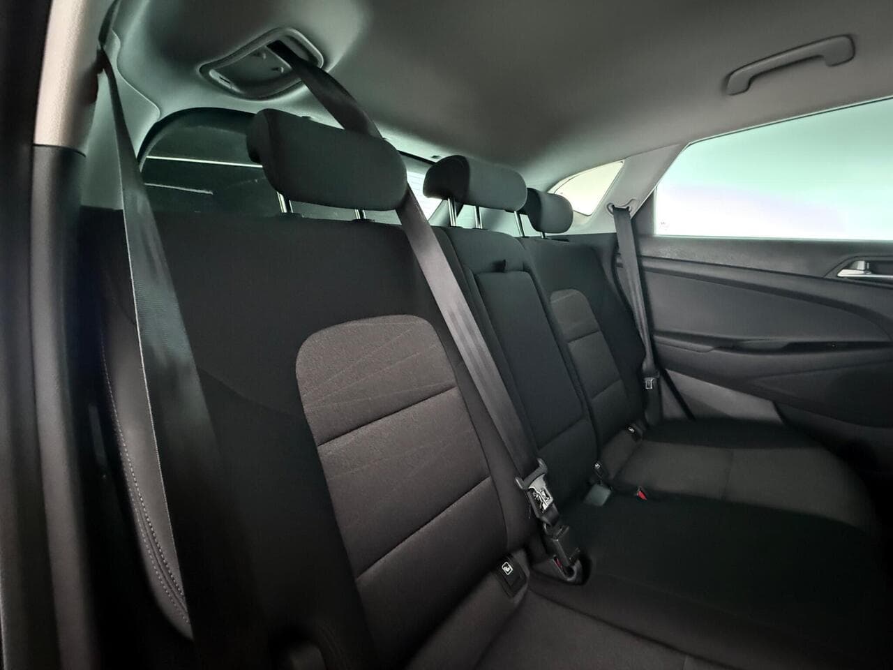 Hyundai TUCSON thumbnail Seats Rear