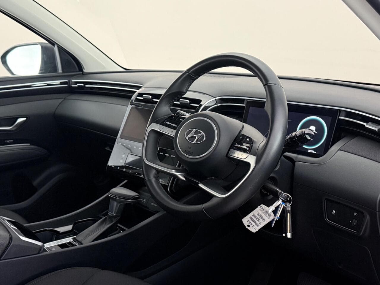 Hyundai TUCSON thumbnail Interior Front