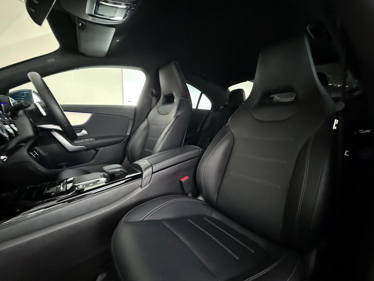 Mercedes-Benz CLA thumbnail Seat Front Passenger
