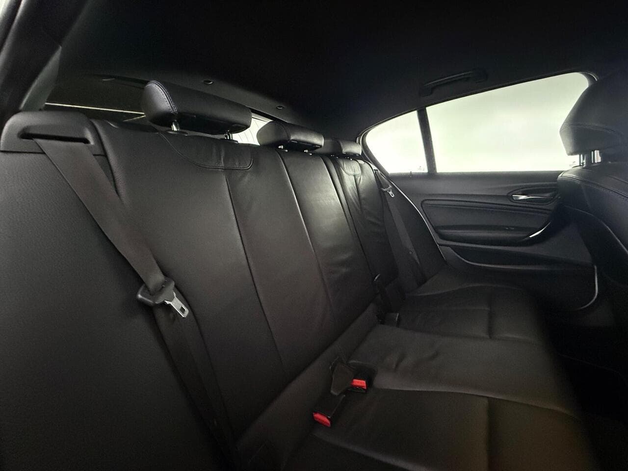 BMW 1 Series thumbnail Seats Rear