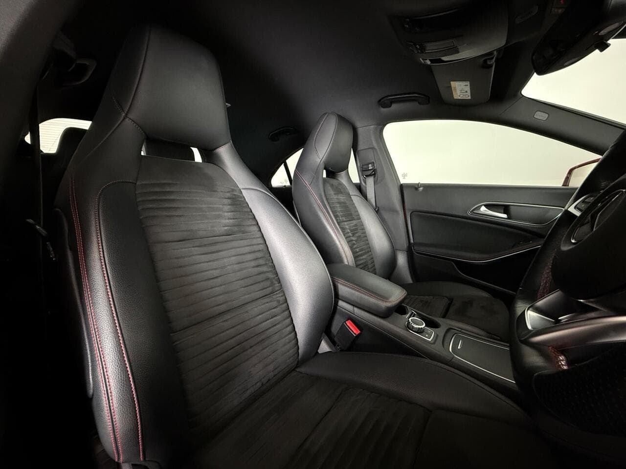 Mercedes-Benz CLA thumbnail Seat Driver