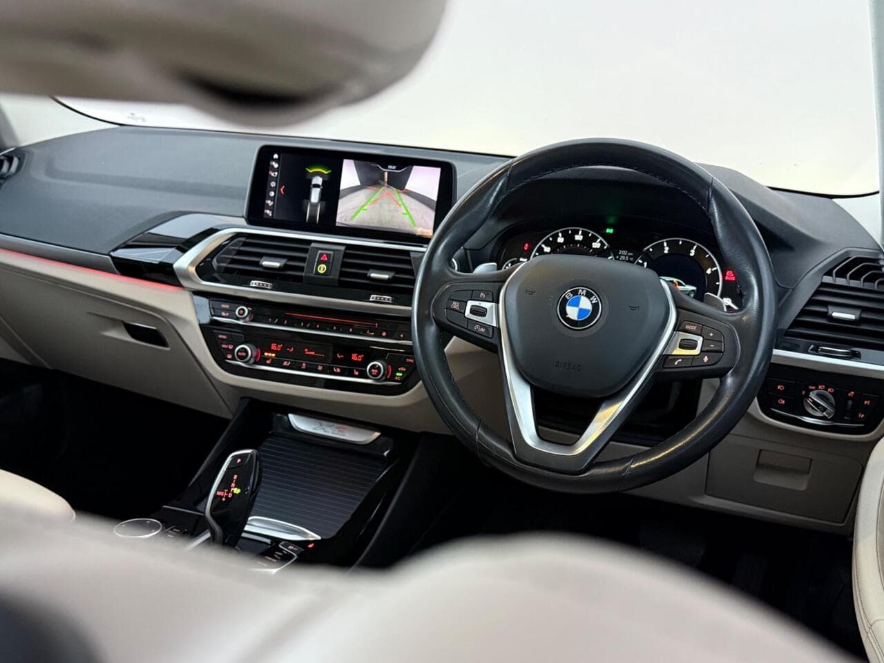 BMW X3 thumbnail Interior Front