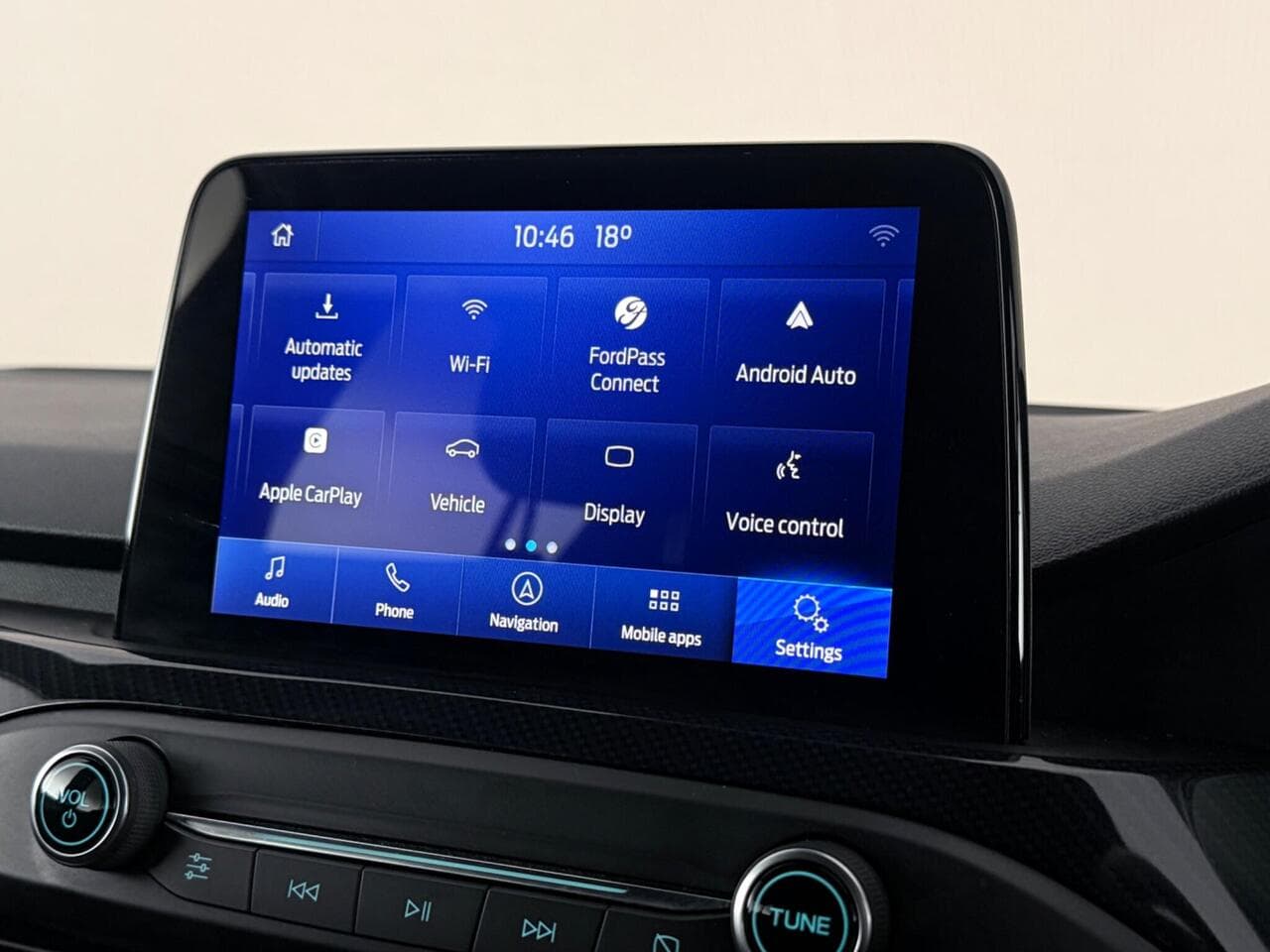 Ford Focus thumbnail Infotainment System