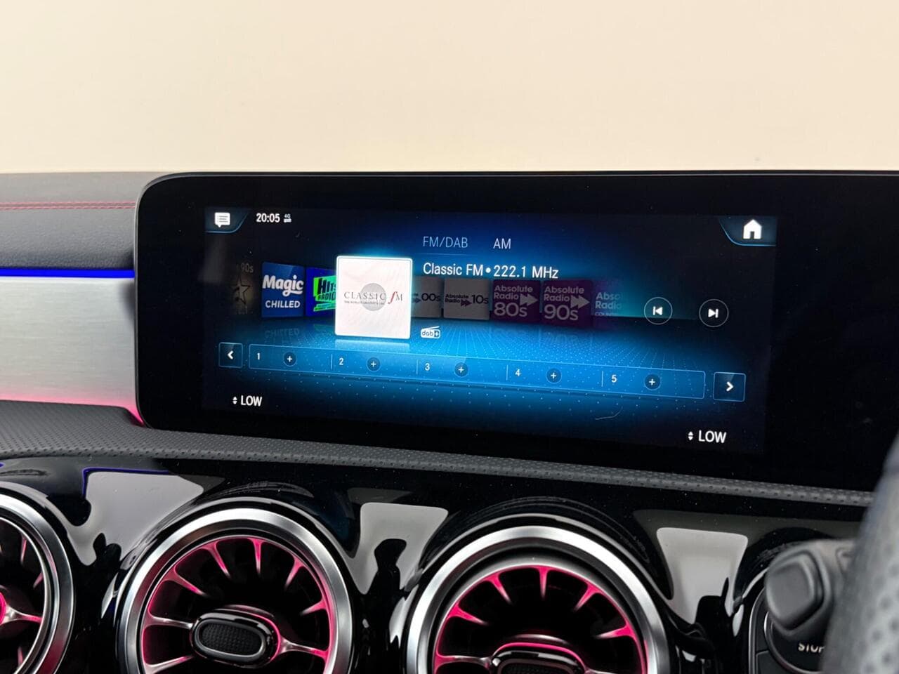 Mercedes-Benz CLA thumbnail Infotainment System