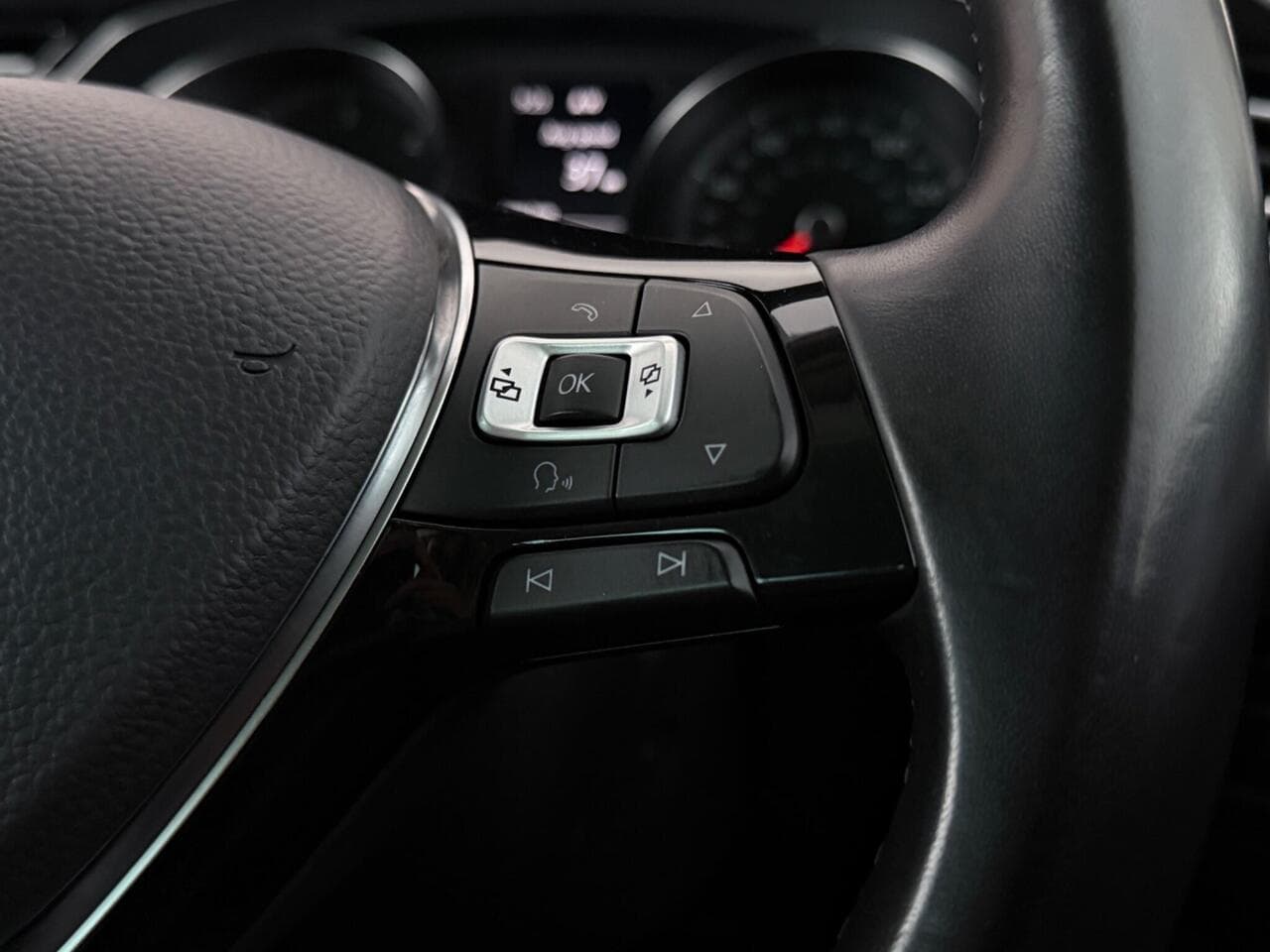 Volkswagen Passat thumbnail Misc Controls