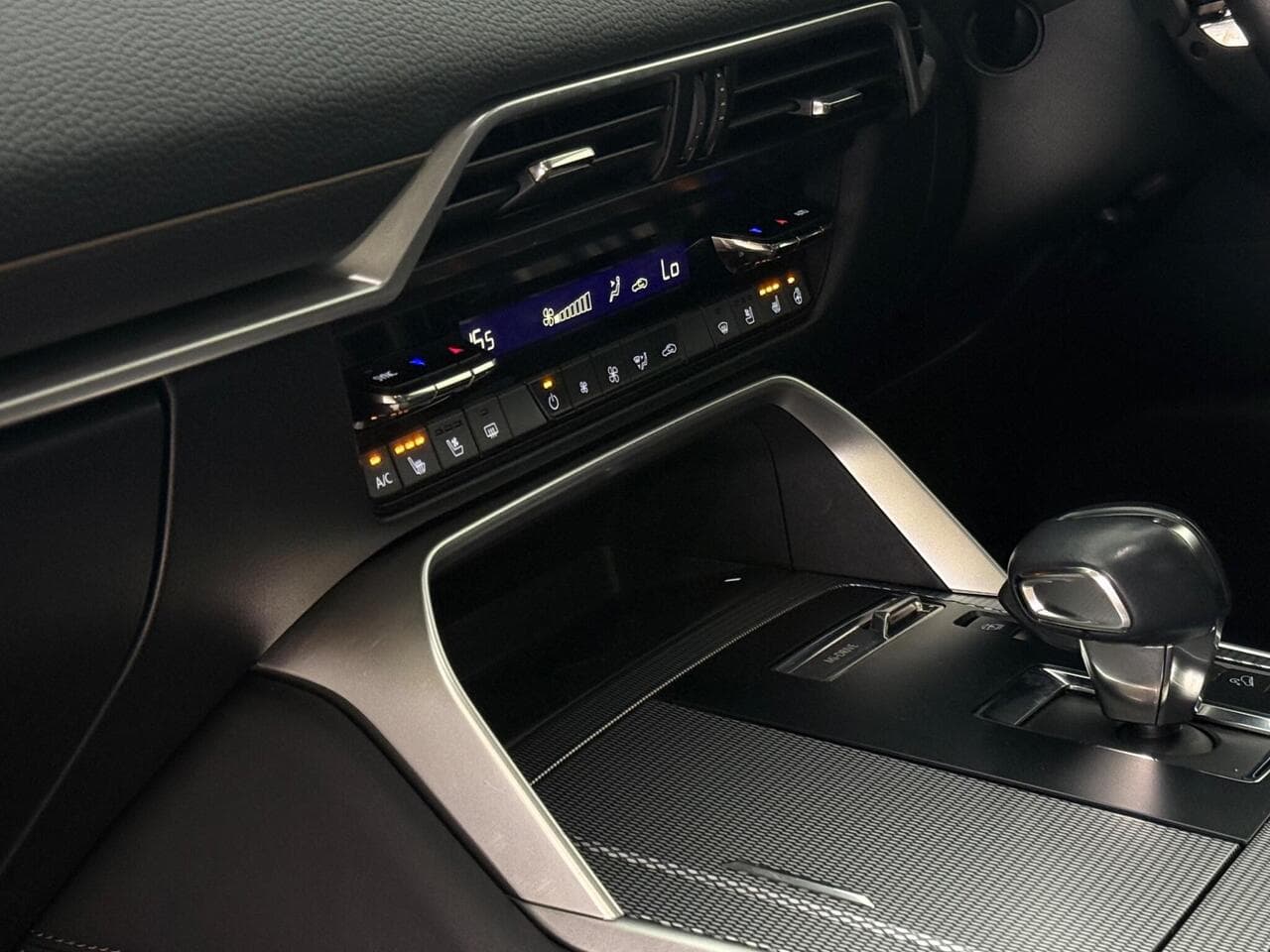 Mazda CX-60 thumbnail Interior Front