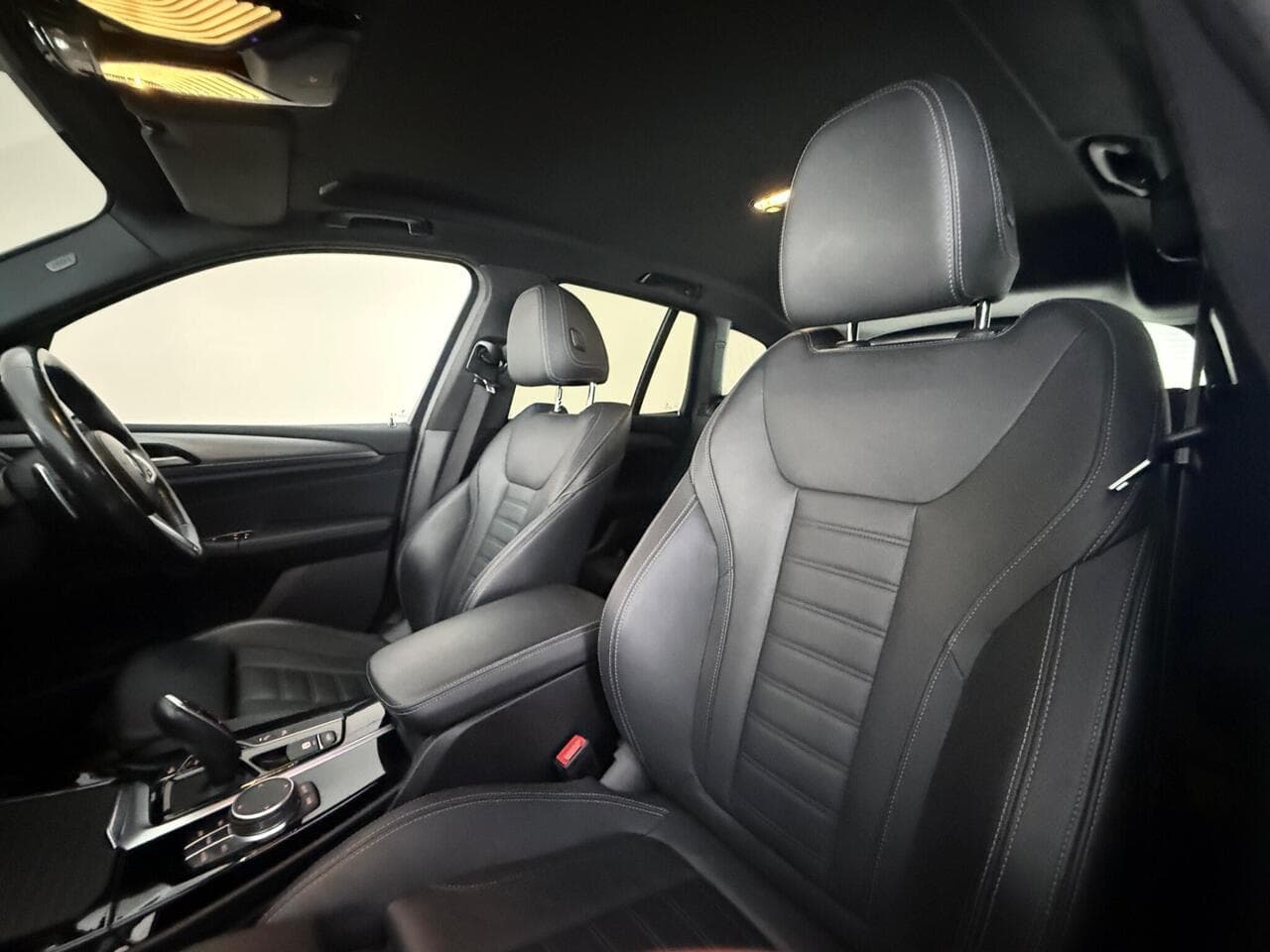 BMW X3 thumbnail Seat Front Passenger