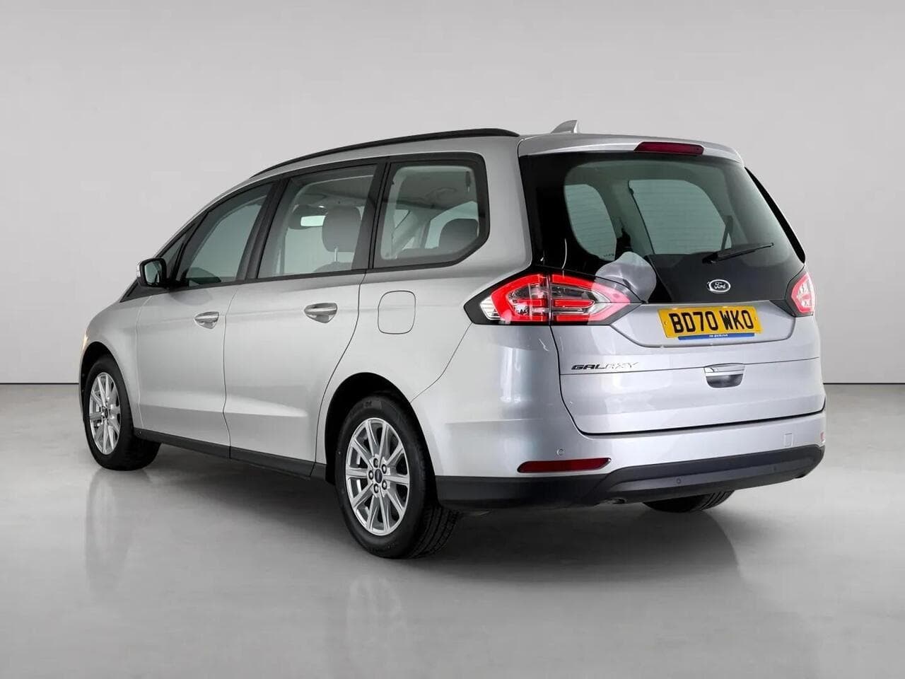 Ford Galaxy thumbnail Rear Left