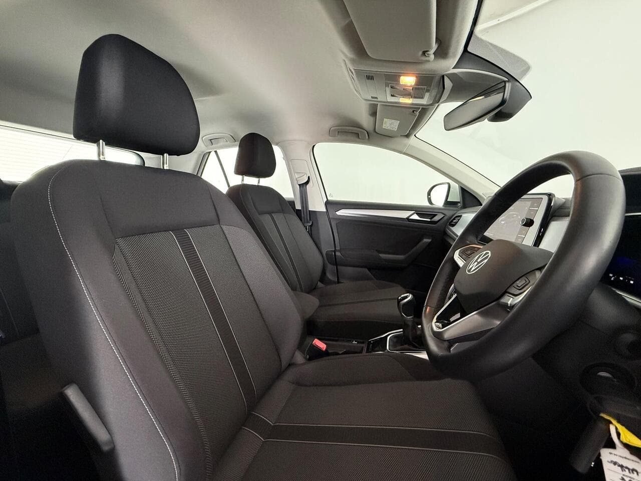 Volkswagen T-Roc thumbnail Seat Driver
