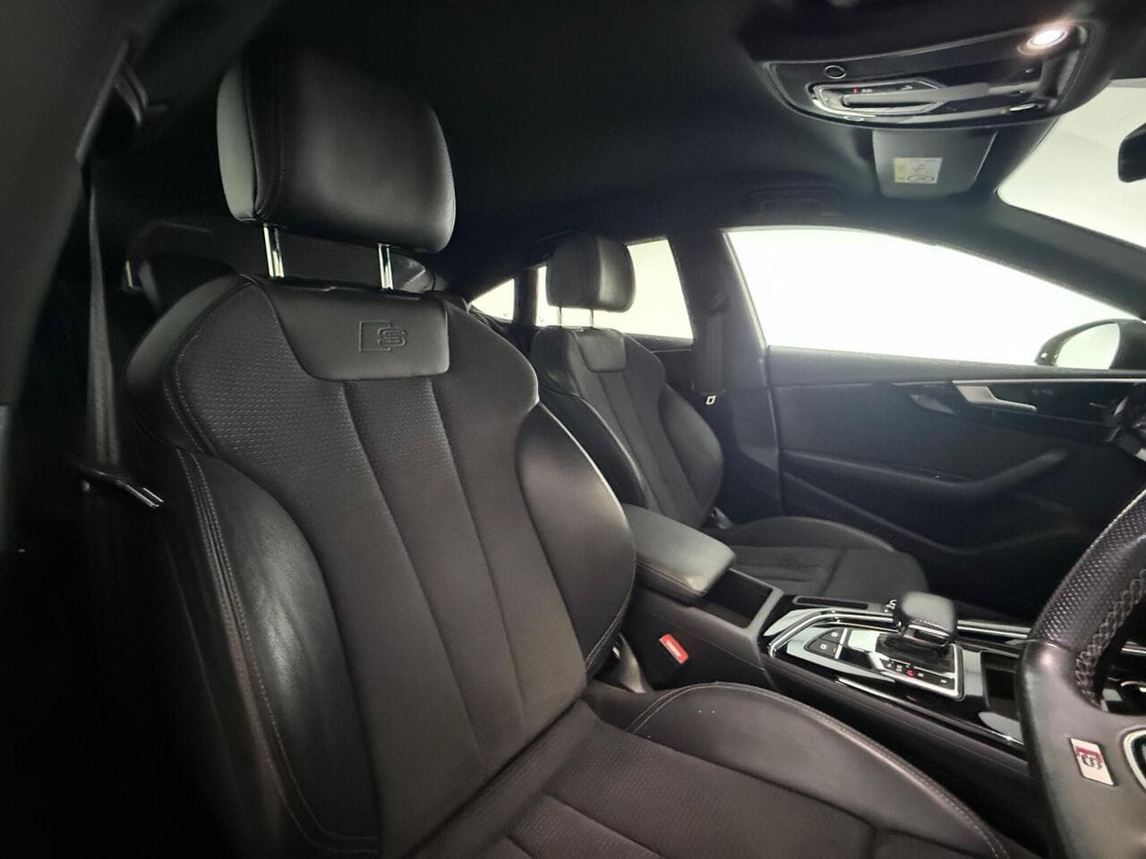 Audi A5 thumbnail Seat Driver