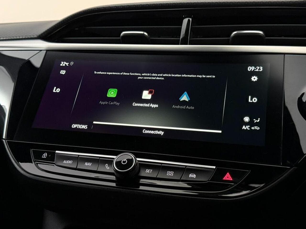 Vauxhall Corsa thumbnail Infotainment System