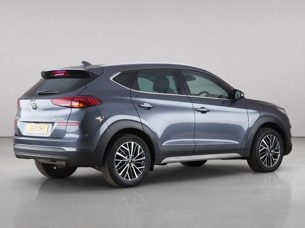 Hyundai TUCSON thumbnail Rear Right