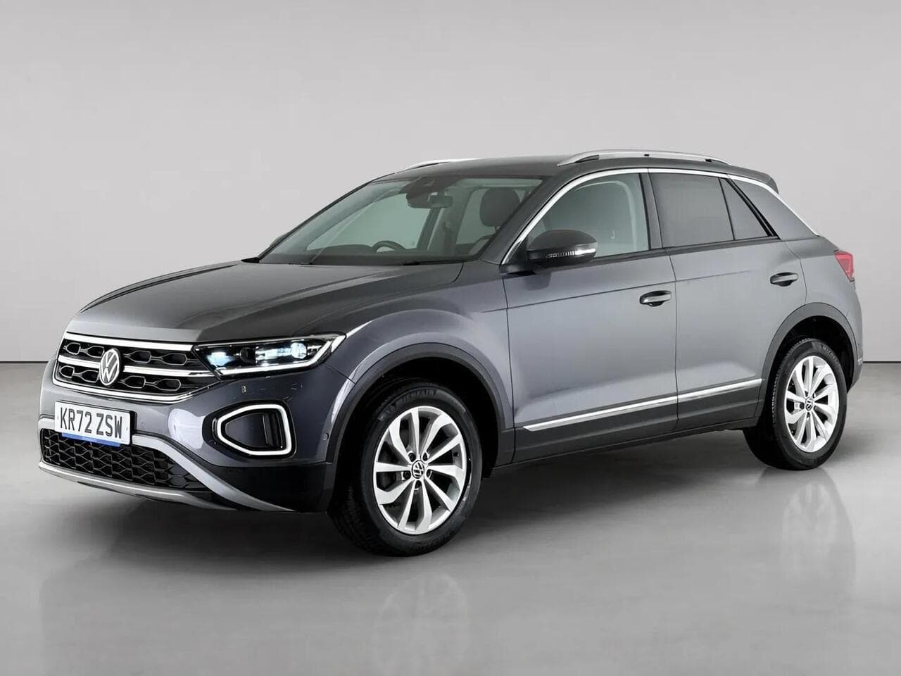 Volkswagen T-Roc thumbnail Front Left