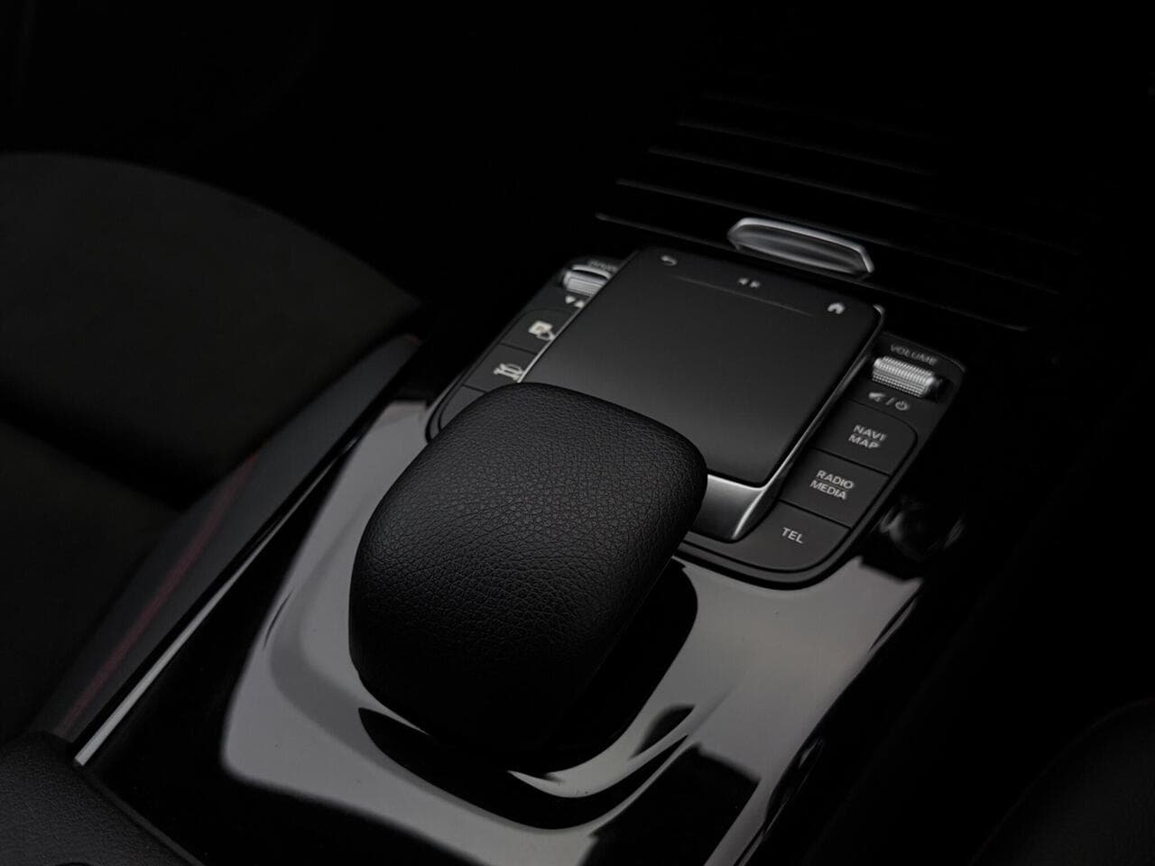 Mercedes-Benz A Class thumbnail Interior Front
