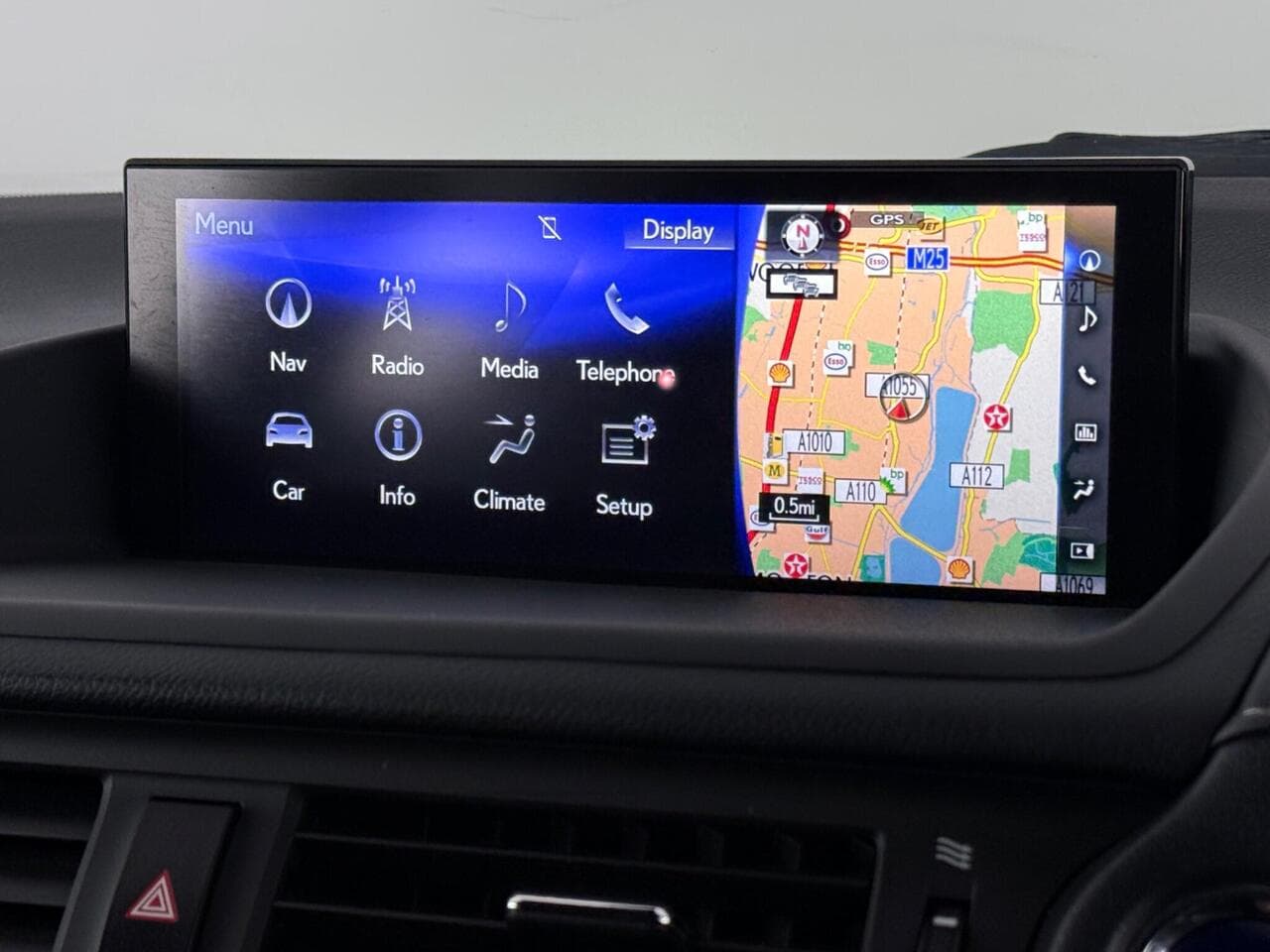 Lexus CT thumbnail Infotainment System