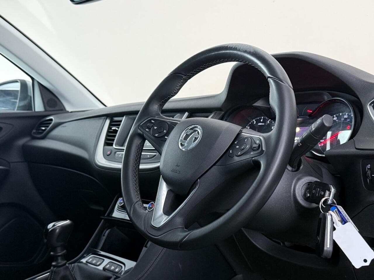 Vauxhall Grandland X thumbnail Interior Front