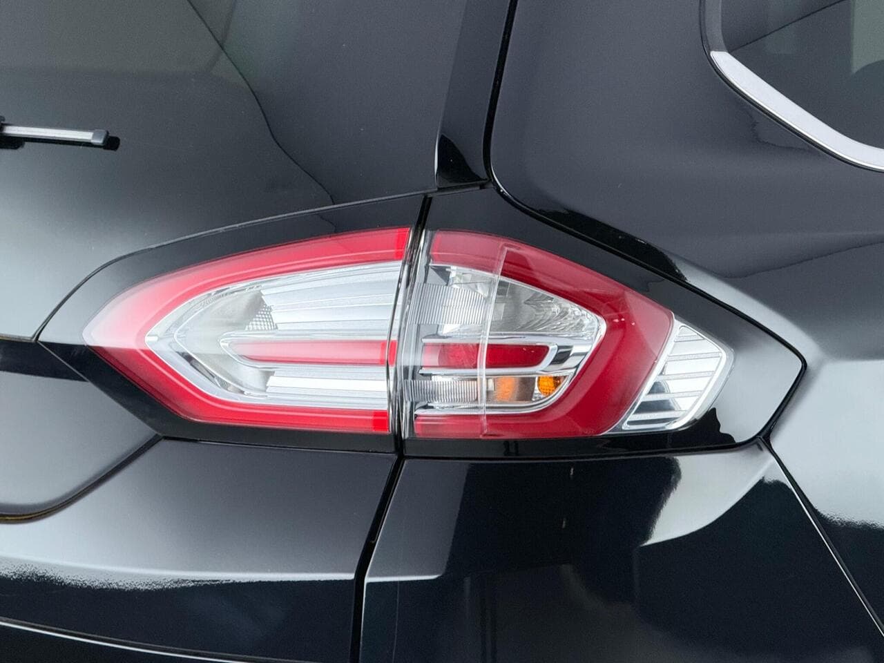 Ford Galaxy thumbnail Inconclusive