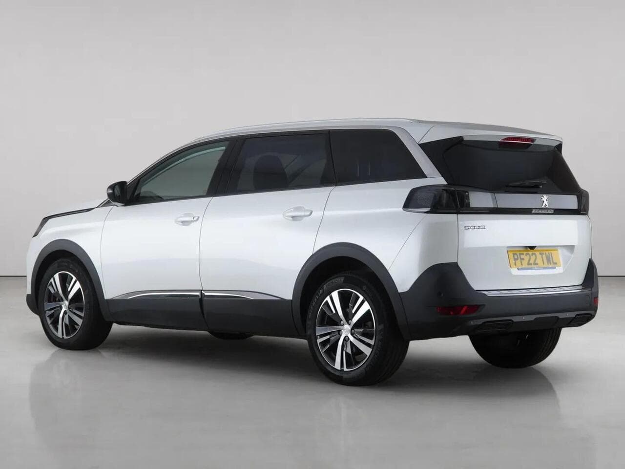 Peugeot 5008 thumbnail Rear Left