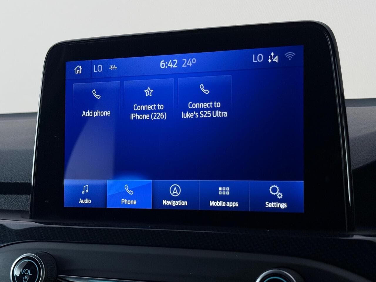 Ford Focus thumbnail Infotainment System