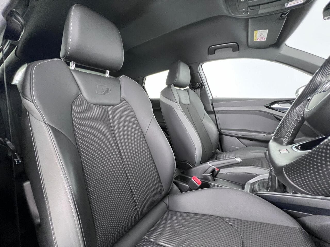 Audi A1 thumbnail Seat Driver