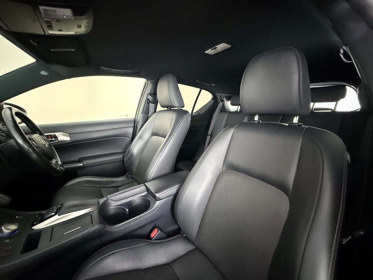 Lexus CT thumbnail Seat Front Passenger