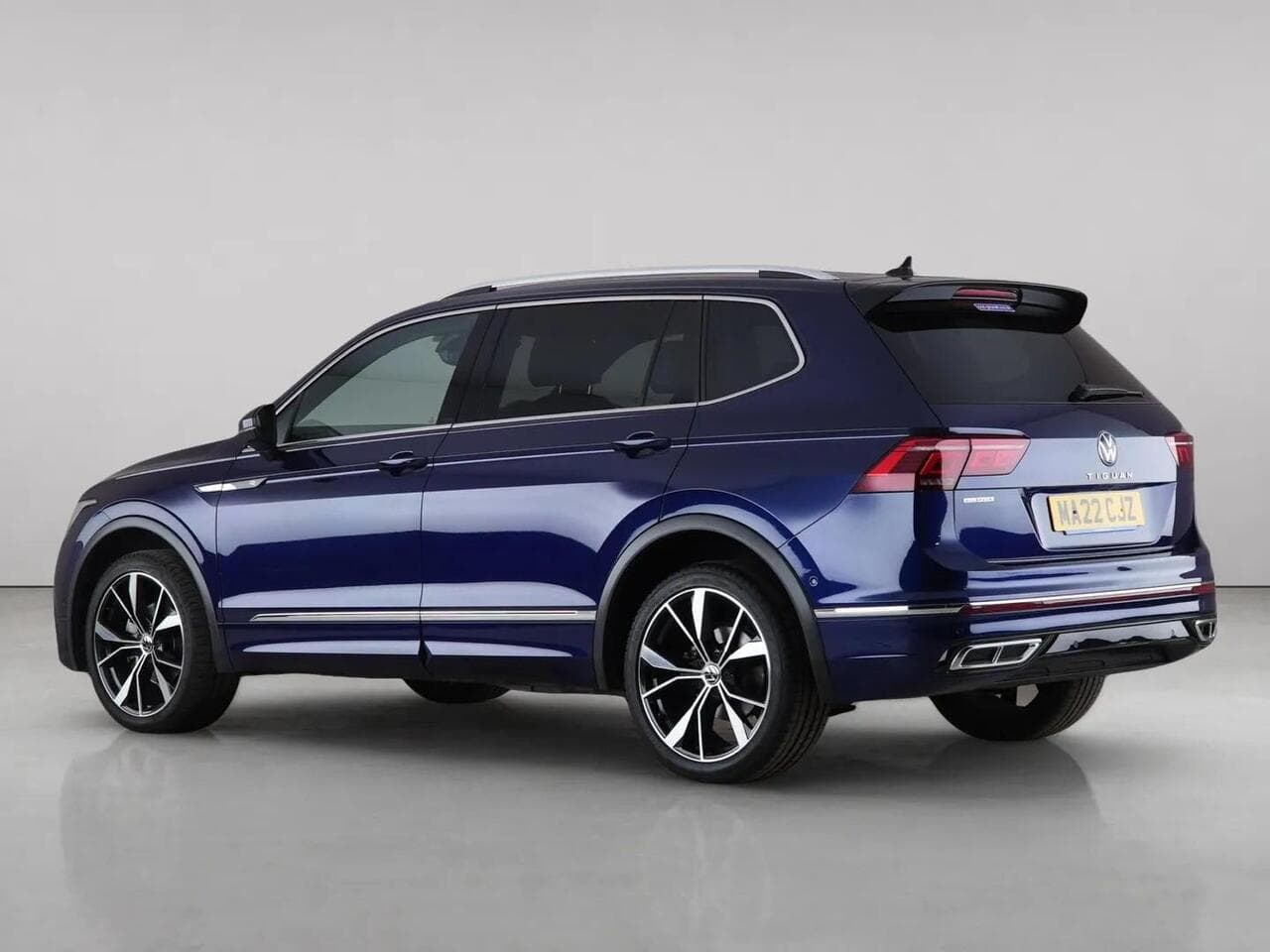 Volkswagen Tiguan Allspace thumbnail Rear Left