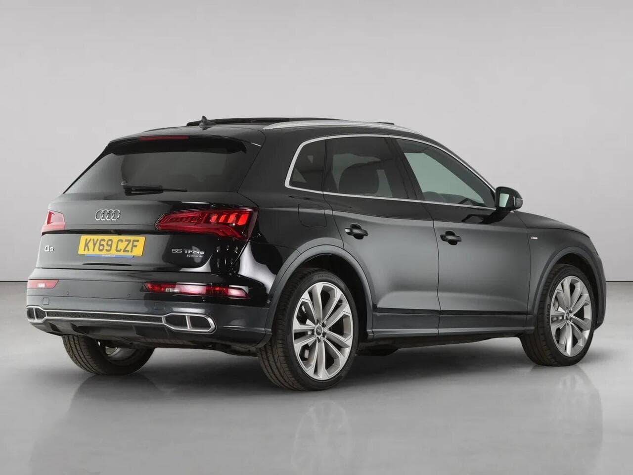 Audi Q5 thumbnail Rear Right