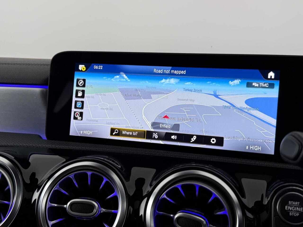 Mercedes-Benz CLA thumbnail Infotainment System