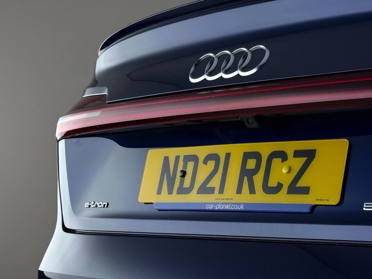 Audi e-tron thumbnail Inconclusive