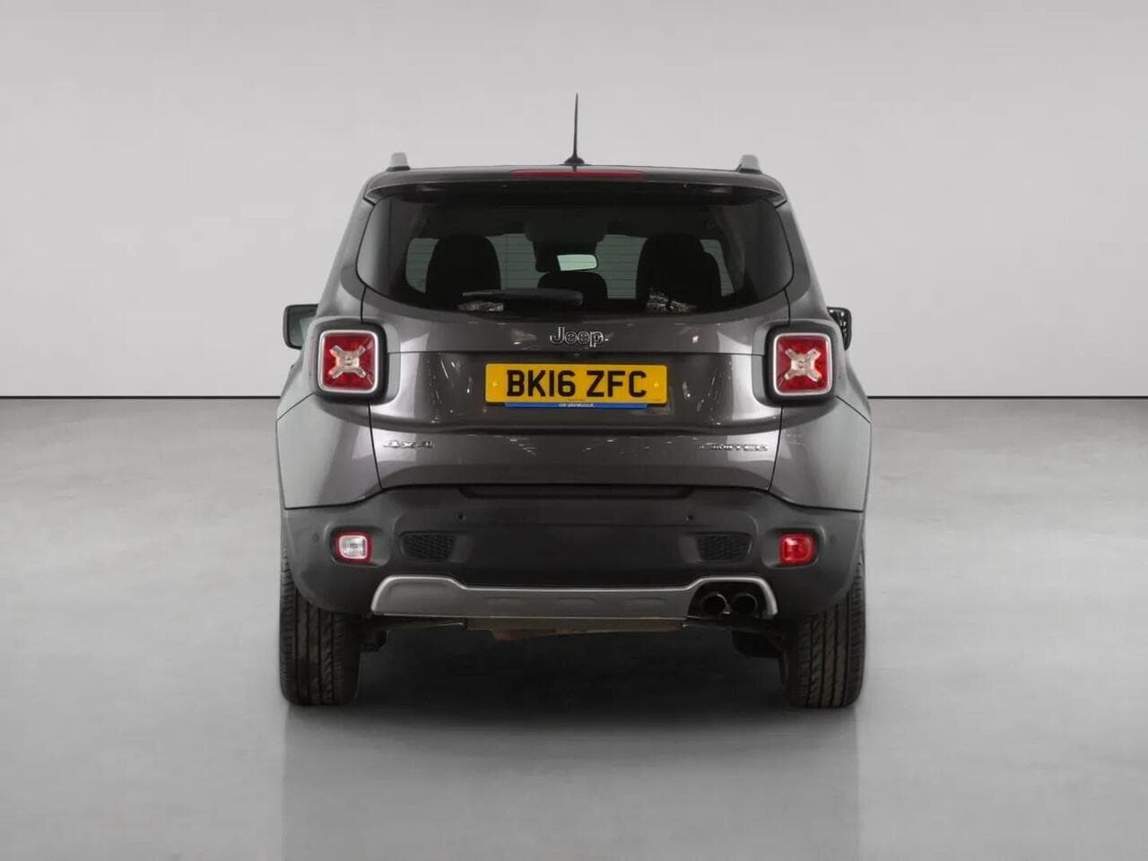 Jeep Renegade thumbnail Rear