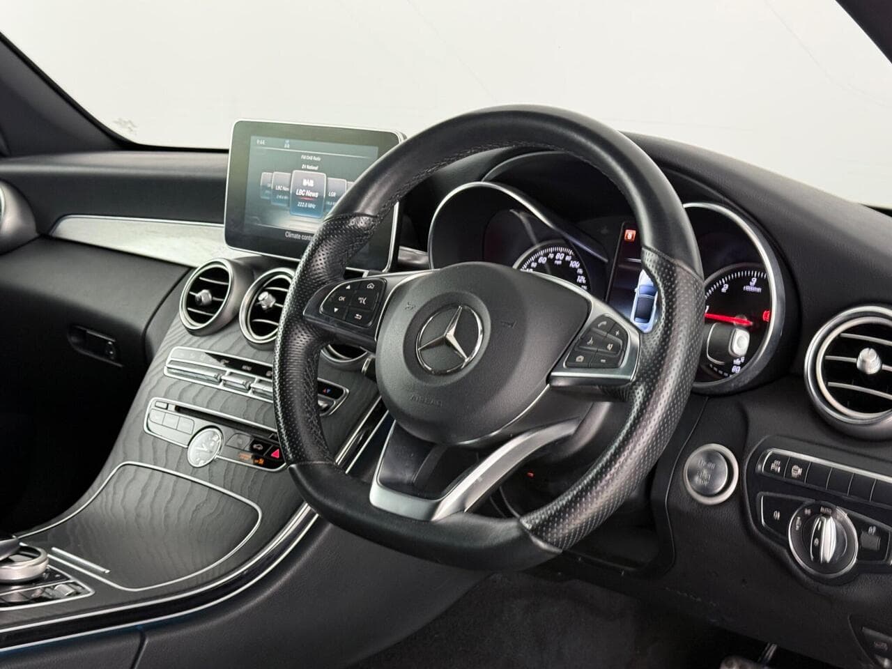 Mercedes-Benz C Class thumbnail Inconclusive