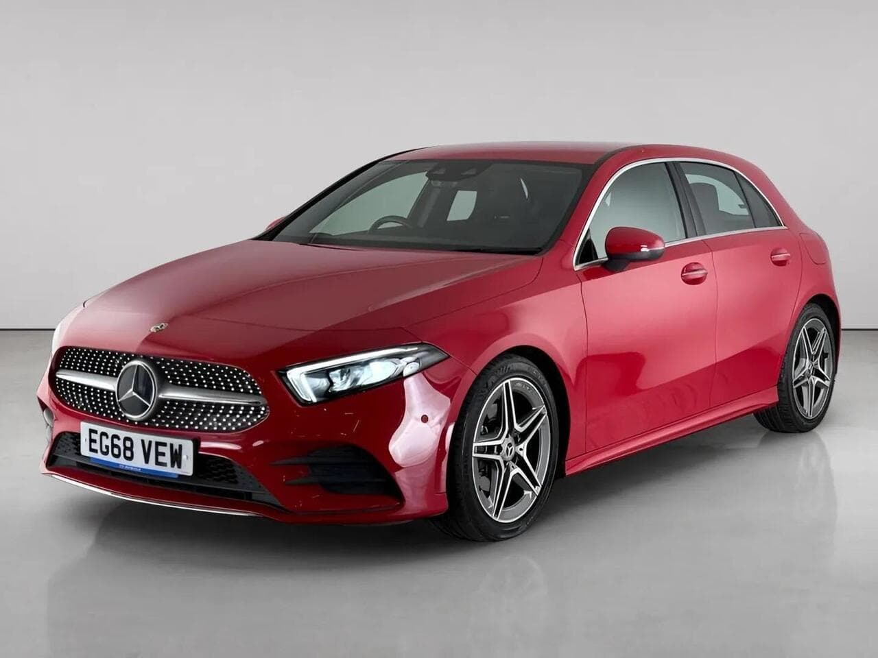 Mercedes-Benz A Class thumbnail Front Left