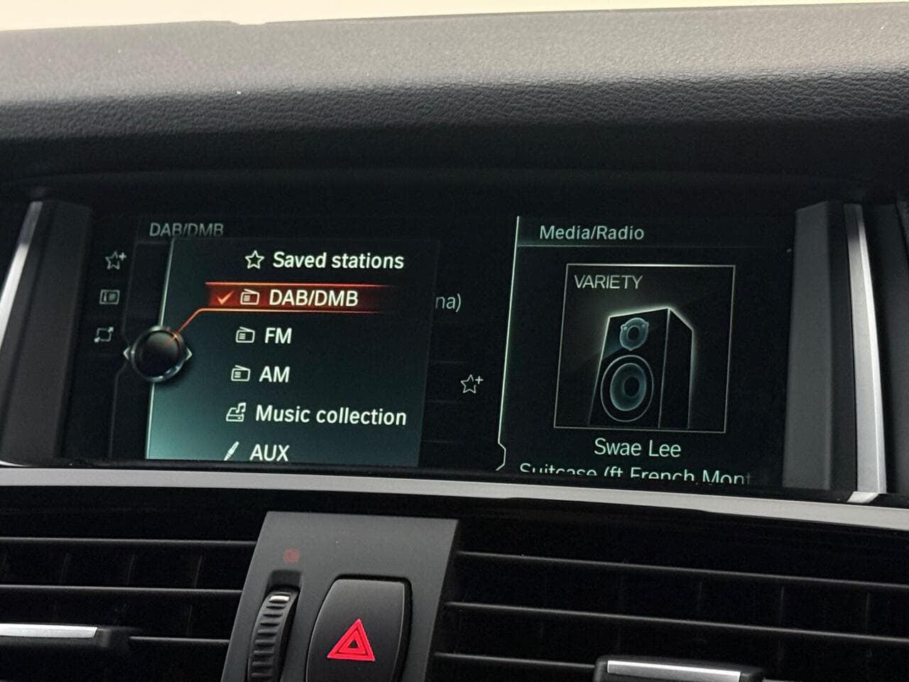 BMW X4 thumbnail Infotainment System