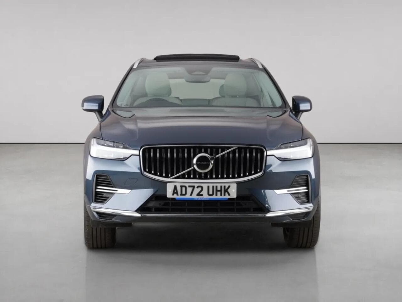 Volvo XC60 thumbnail Front