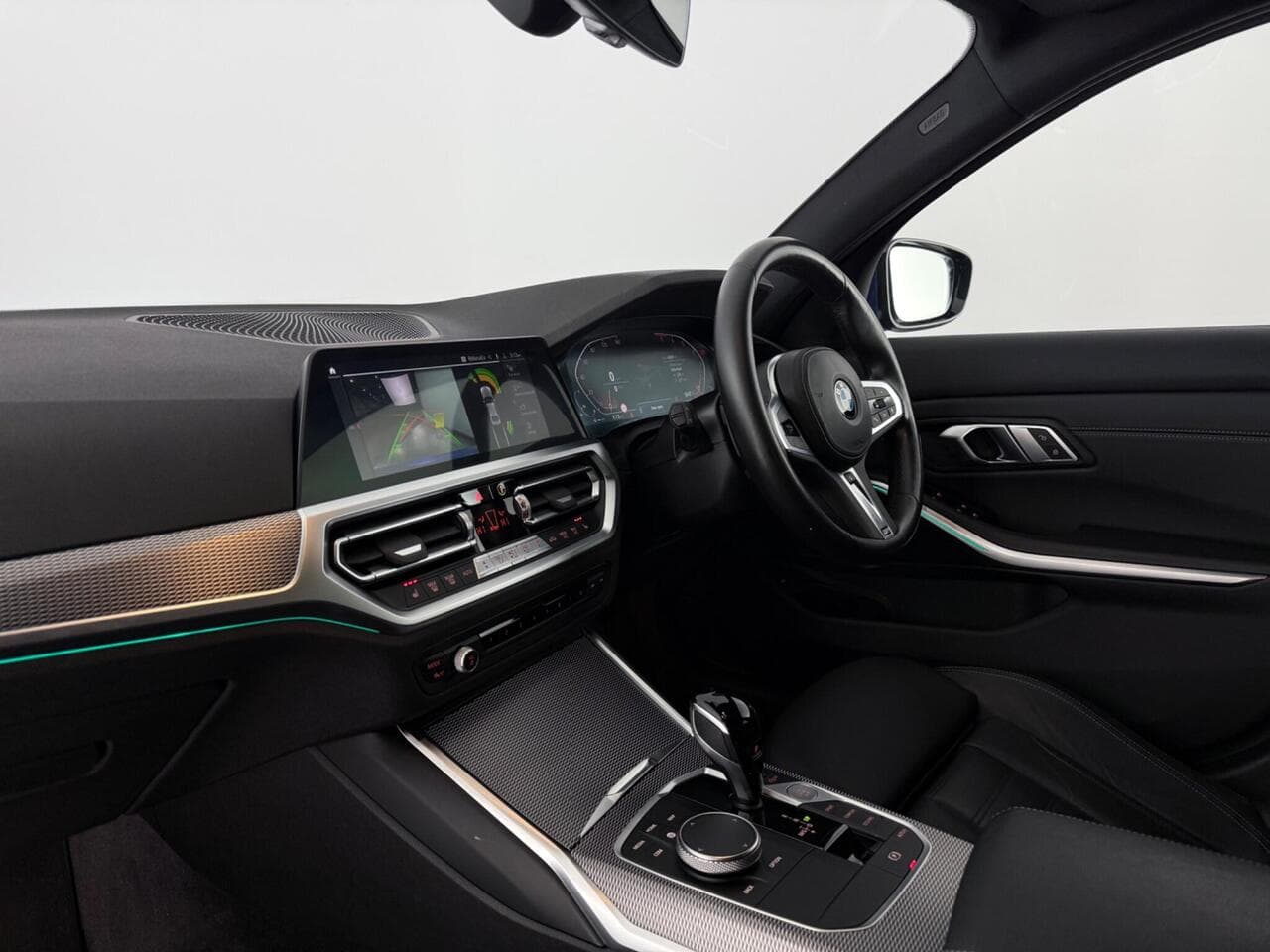 BMW 3 Series thumbnail Interior Front