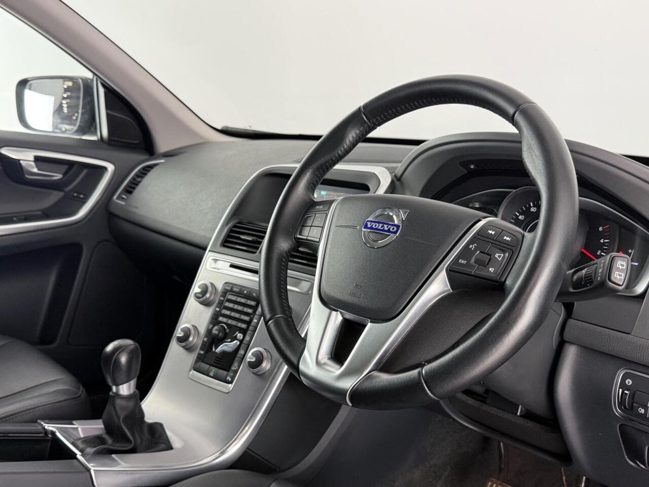 Volvo XC60 thumbnail Interior Front
