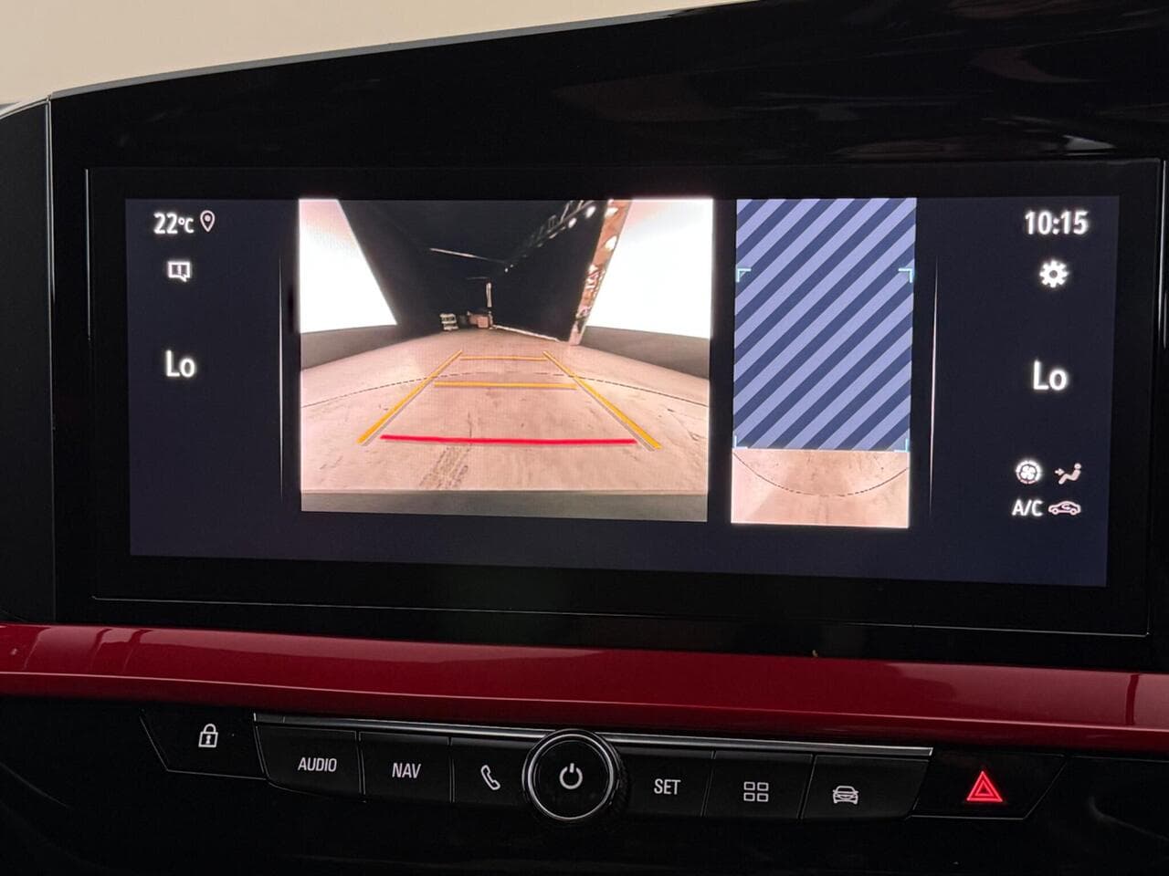 Vauxhall Mokka thumbnail Infotainment System