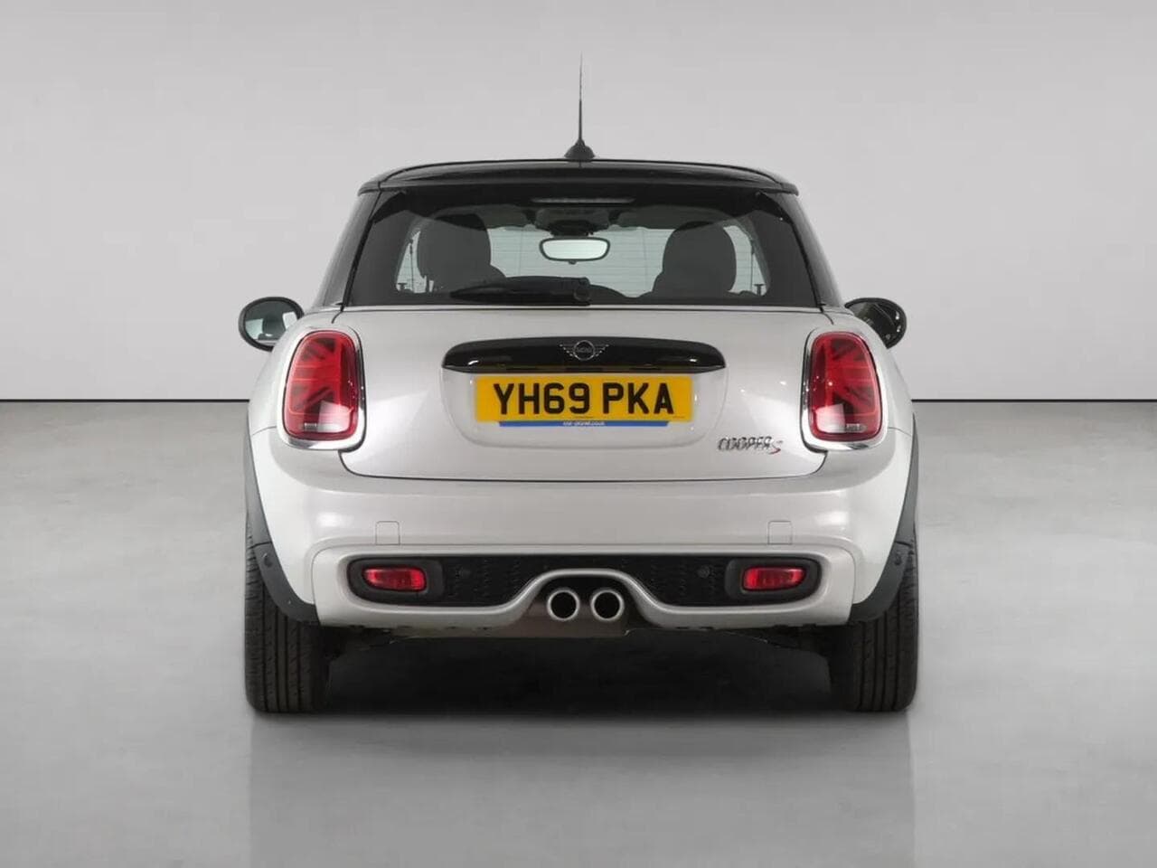 MINI Hatch thumbnail Rear